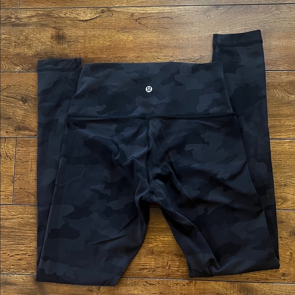 Lululemon Black Camo Leggings - Picture 2 of 4